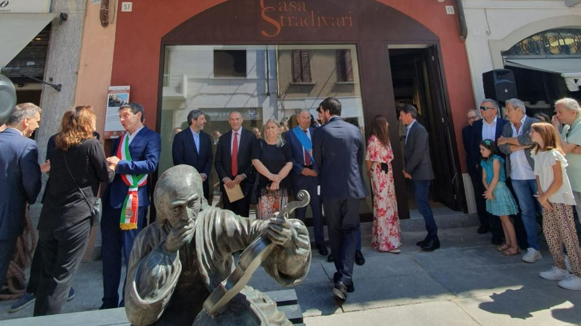 Immagine di Riapre Casa Stradivari: qui torna ad abitare l'arte della liuteria