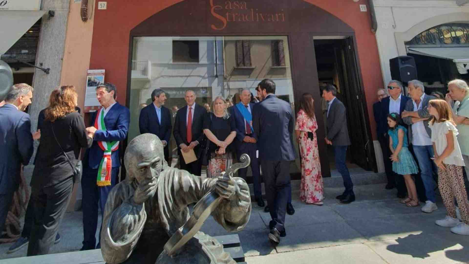 Immagine di Riapre Casa Stradivari: qui torna ad abitare l'arte della liuteria