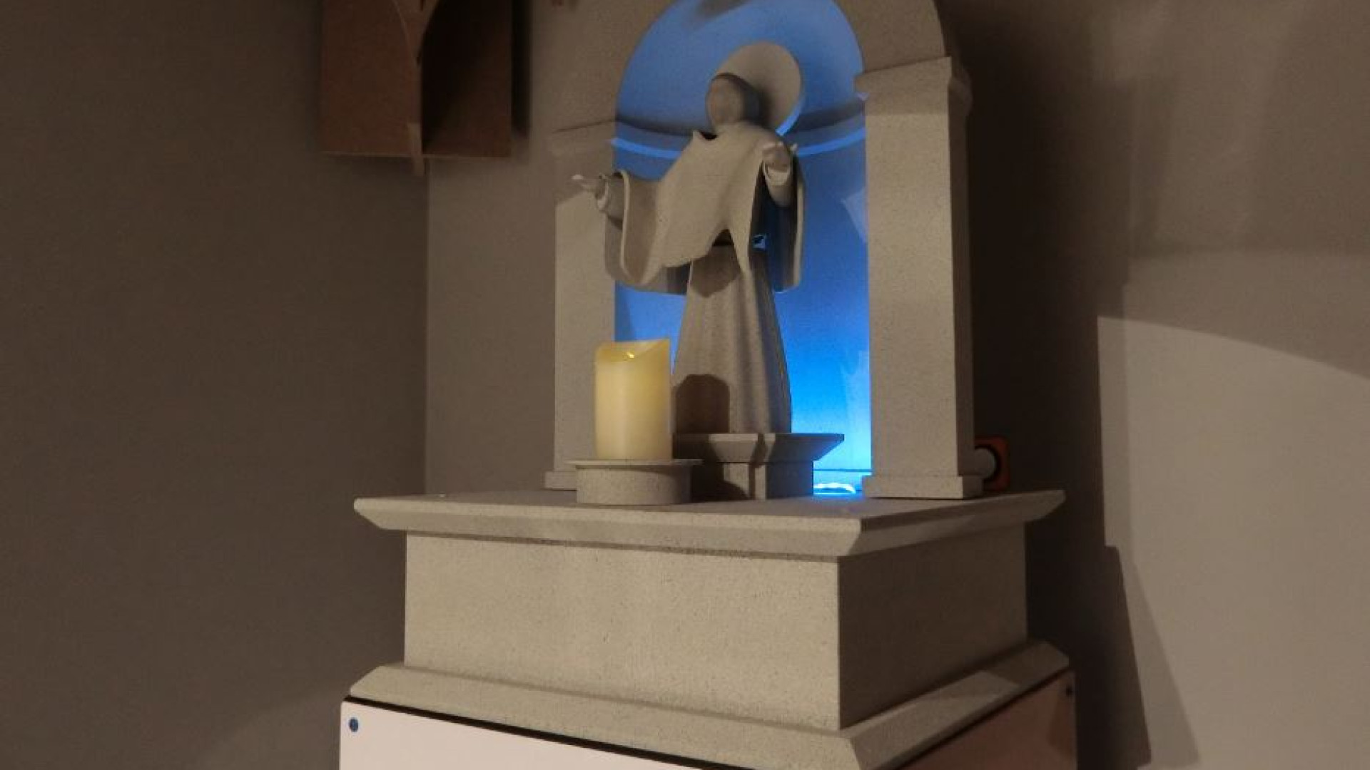Immagine di SanTo, il robot che aiuta a pregare