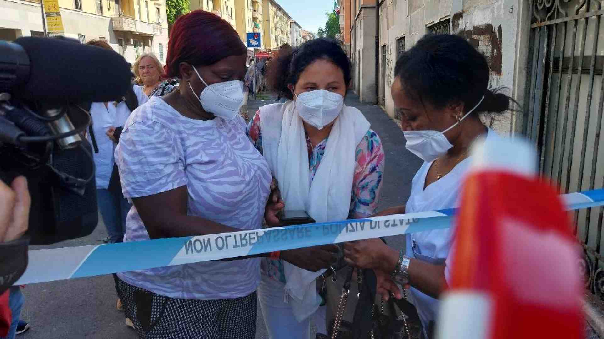 Immagine di Corvetto, quartiere sotto choc. Il Pm: fiamme partite da un letto