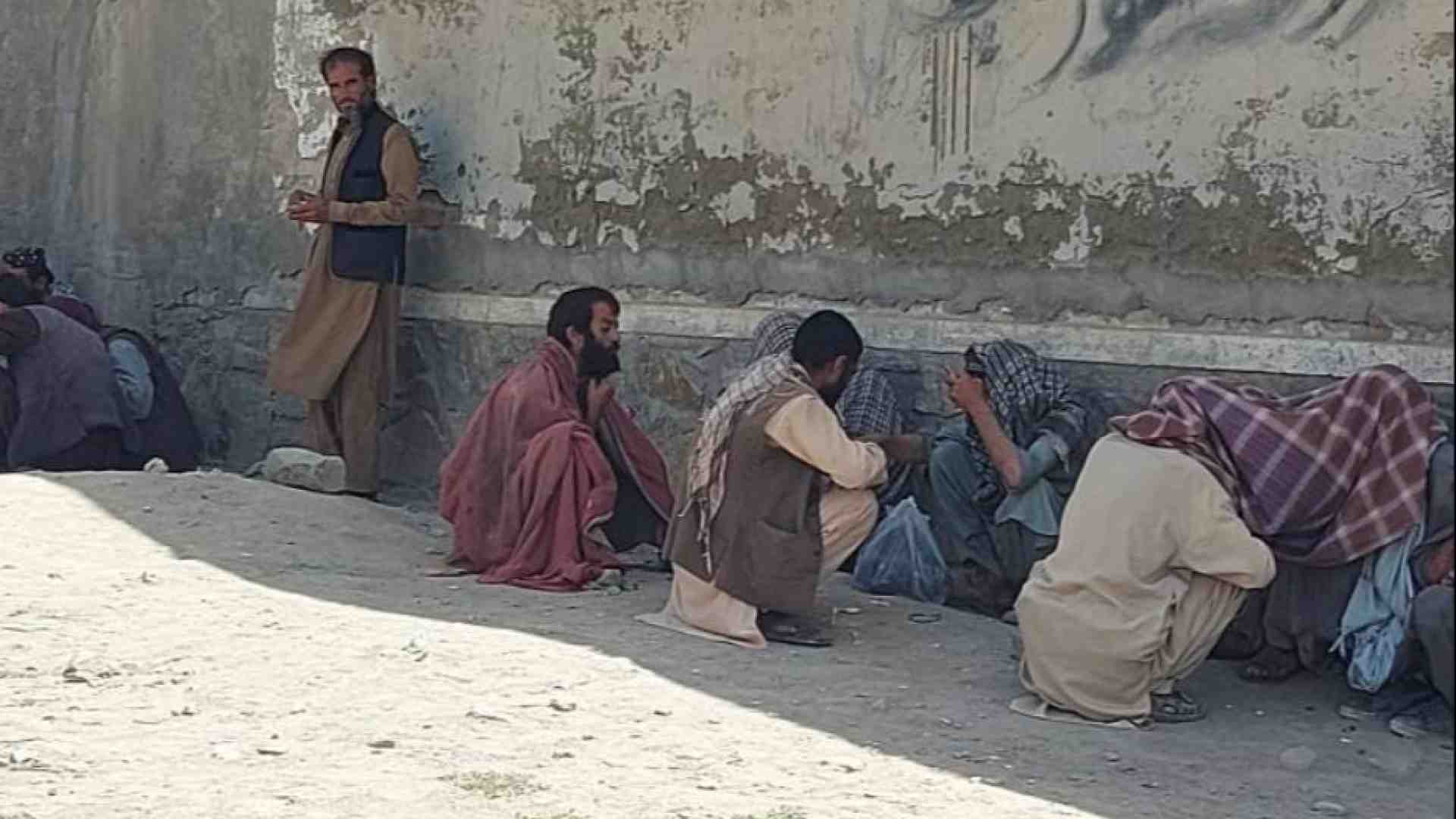 Immagine di Quattro milioni di tossicomani: la ferita nascosta dai taleban