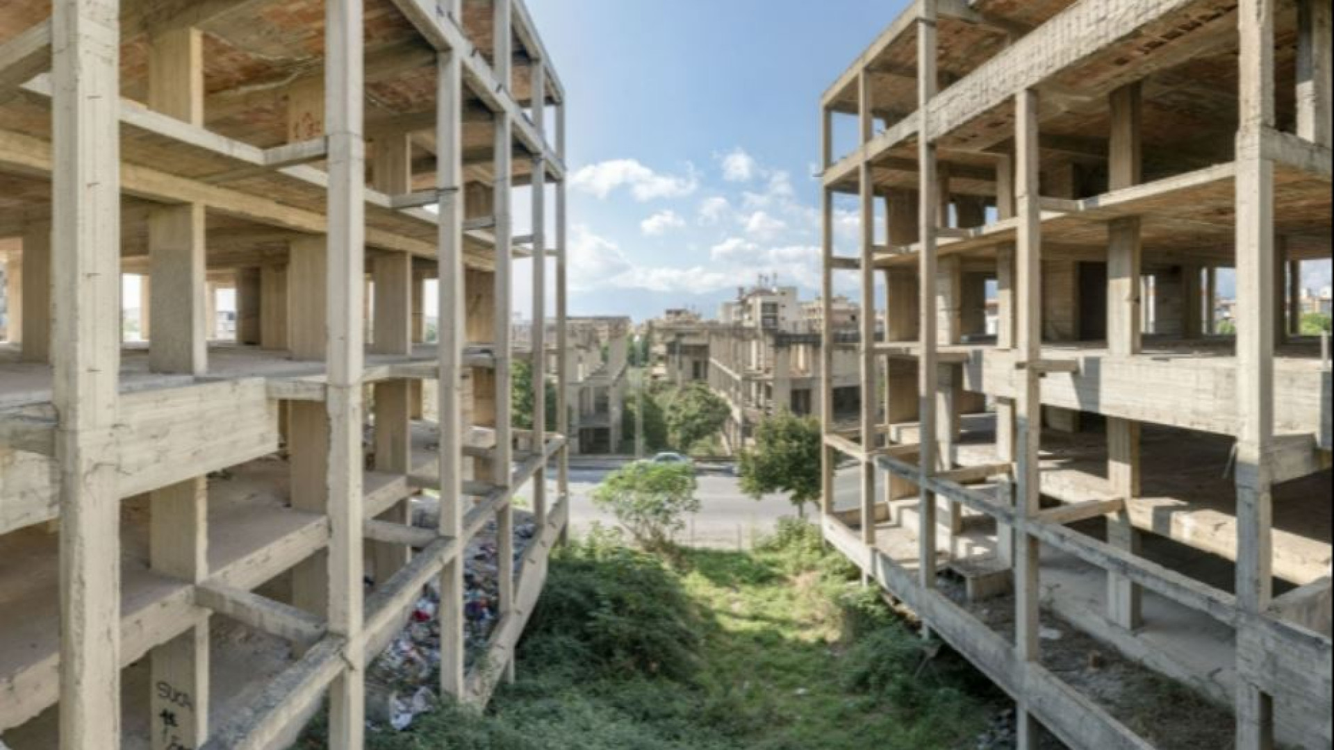 Immagine di Ecomafie: 84 reati ambientali al giorno, quasi 9 miliardi di fatturato