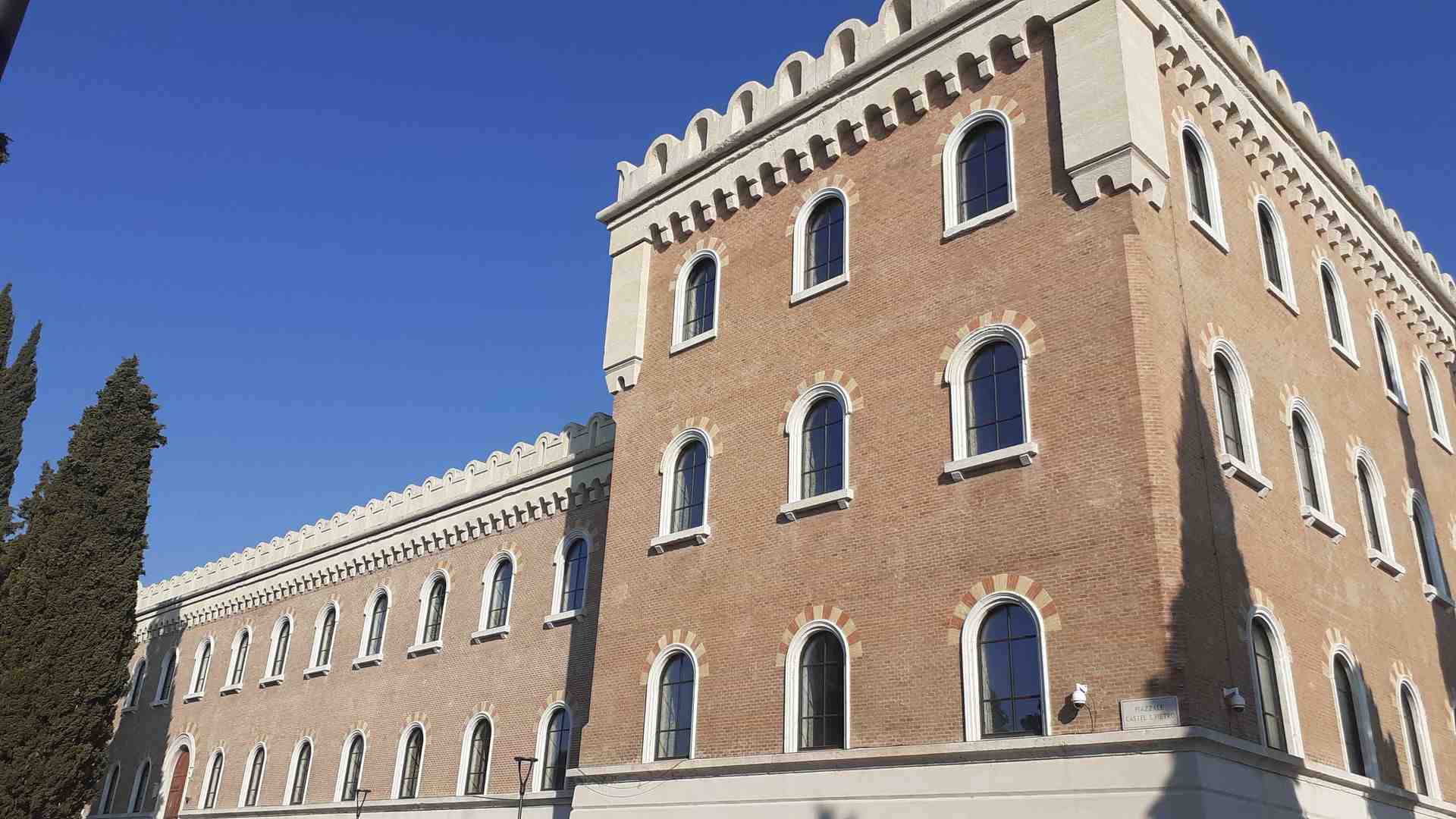 Immagine di Dentro Castel San Pietro trova spazio la solidarietà veronese