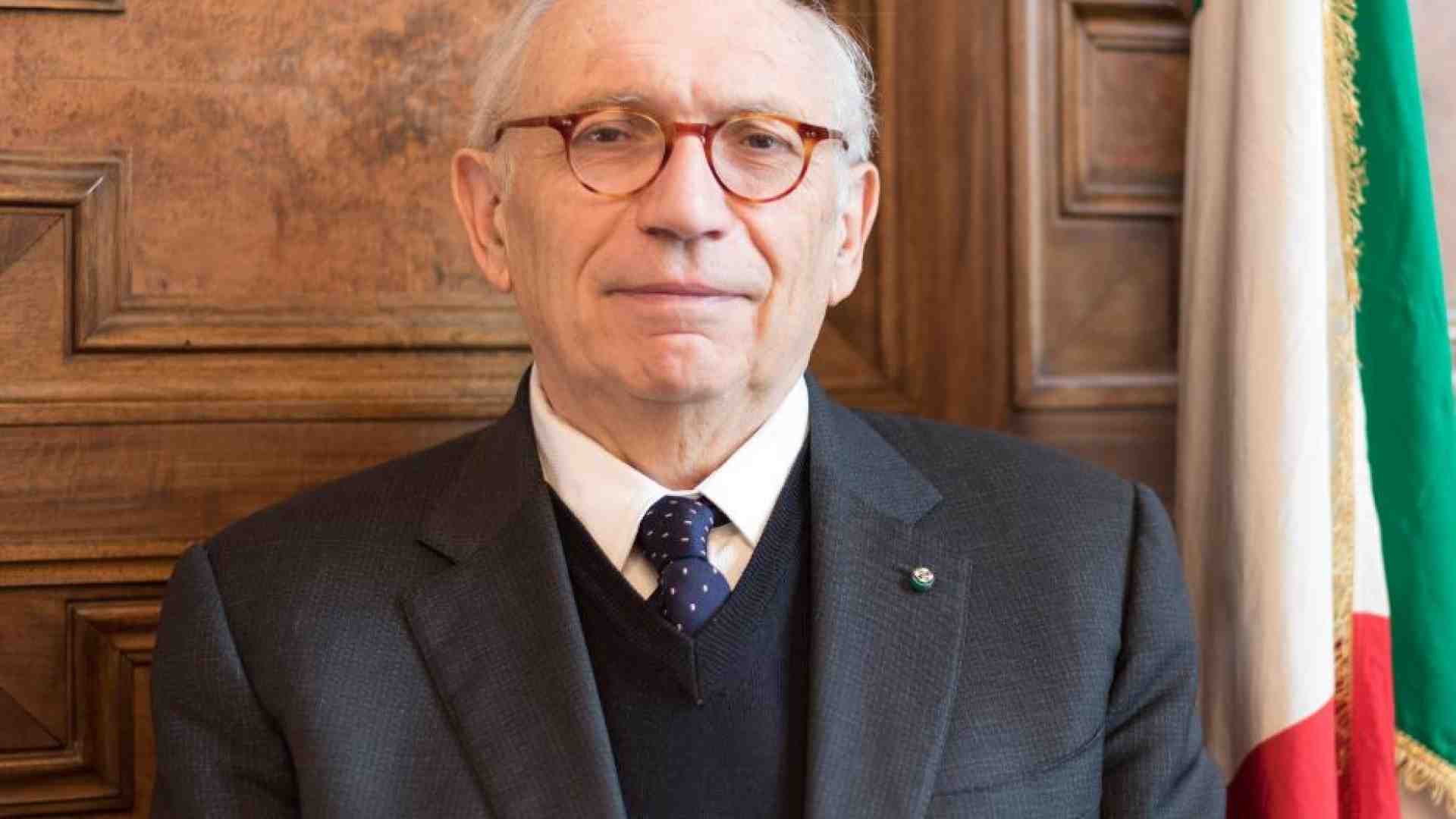 Immagine di Educazione alla pace, intesa all'Unesco. Fatto straordinario che dà speranza