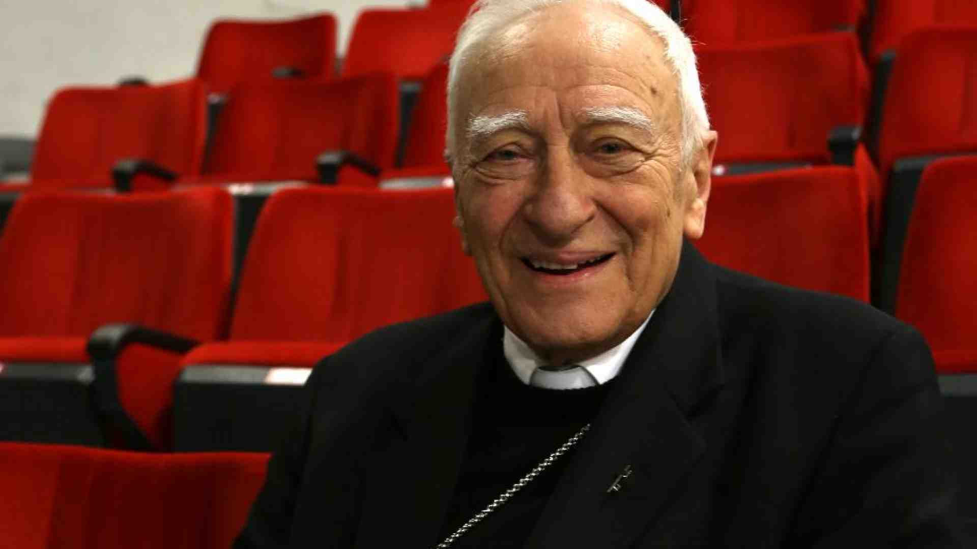 Immagine di È morto monsignor Bettazzi, costruttore di pace