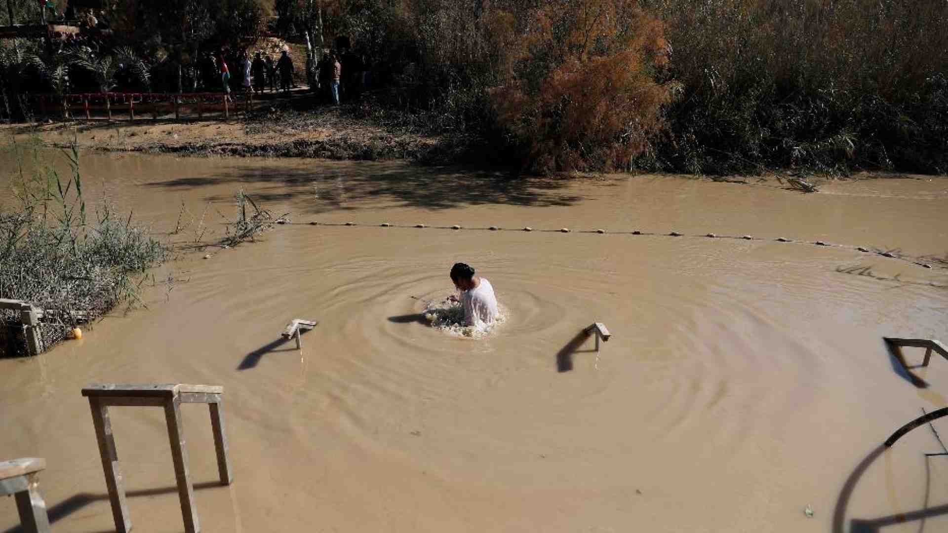 Immagine di Con Ravasi in viaggio lungo il Giordano