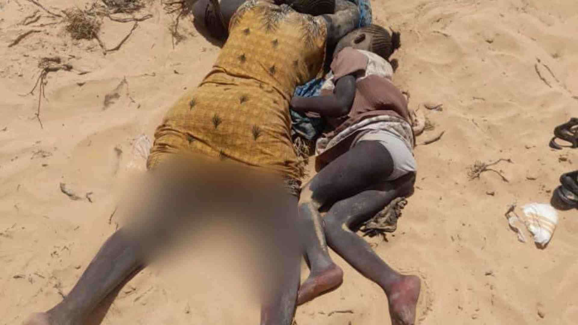 Immagine di Foto-choc, mamma e figlia morte nel deserto