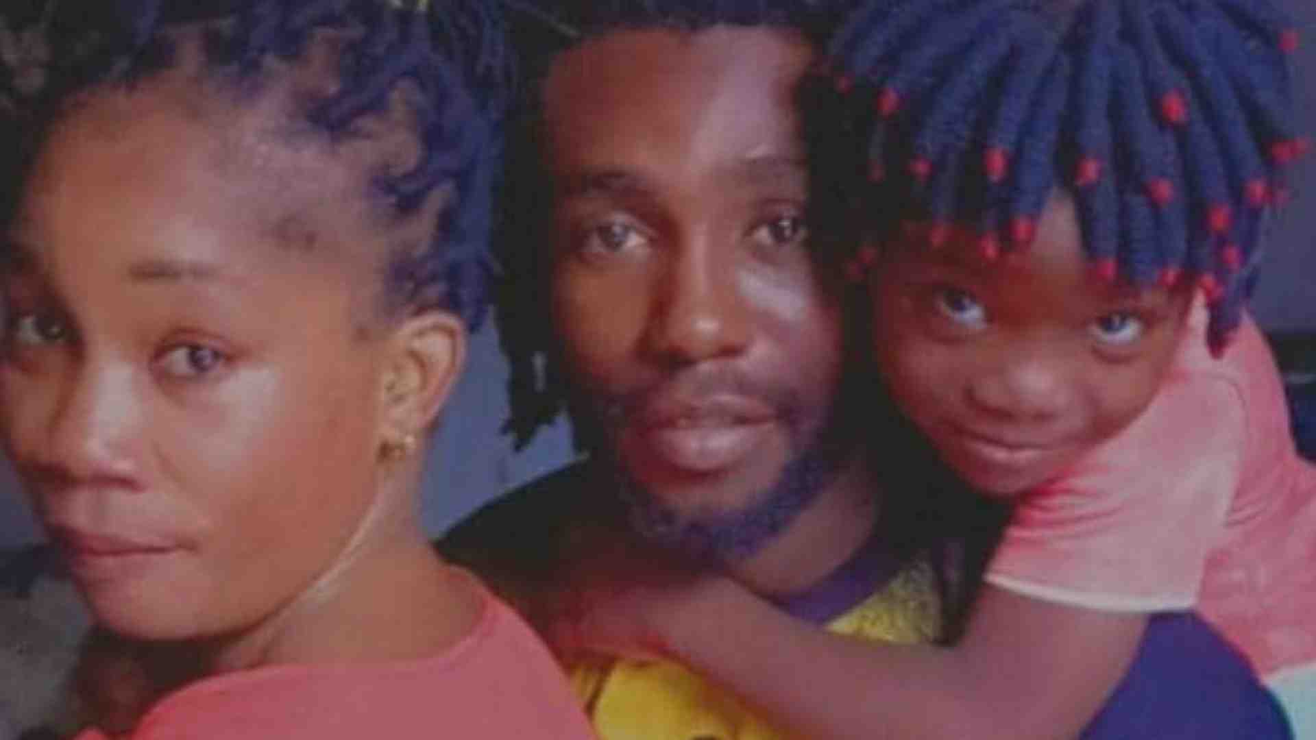 Immagine di Nel deserto morti di stenti anche un padre con il bambino