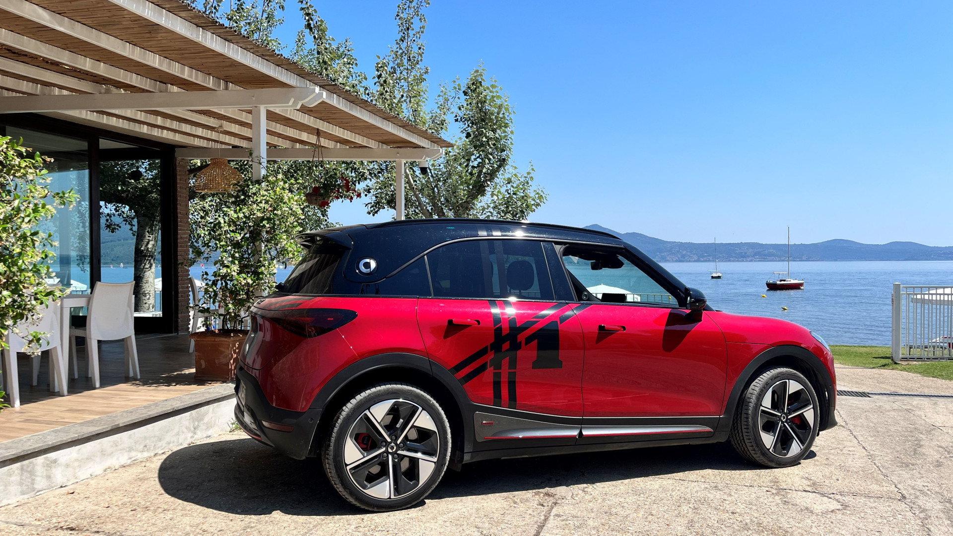 Immagine di Al volante della nuova Smart#1: ecco com'è e come va