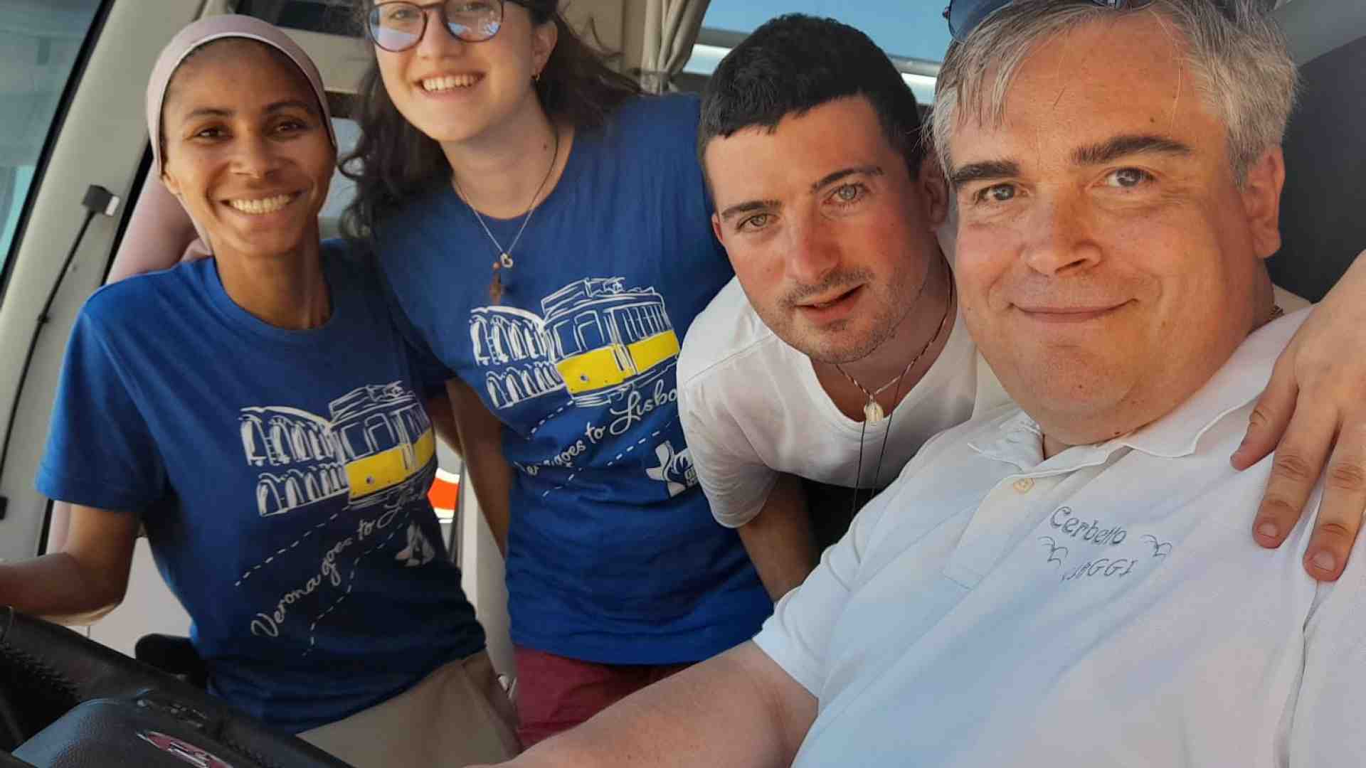 Immagine di Mons. Cristiano Falchetto: un prete al volante alla Gmg di Lisbona