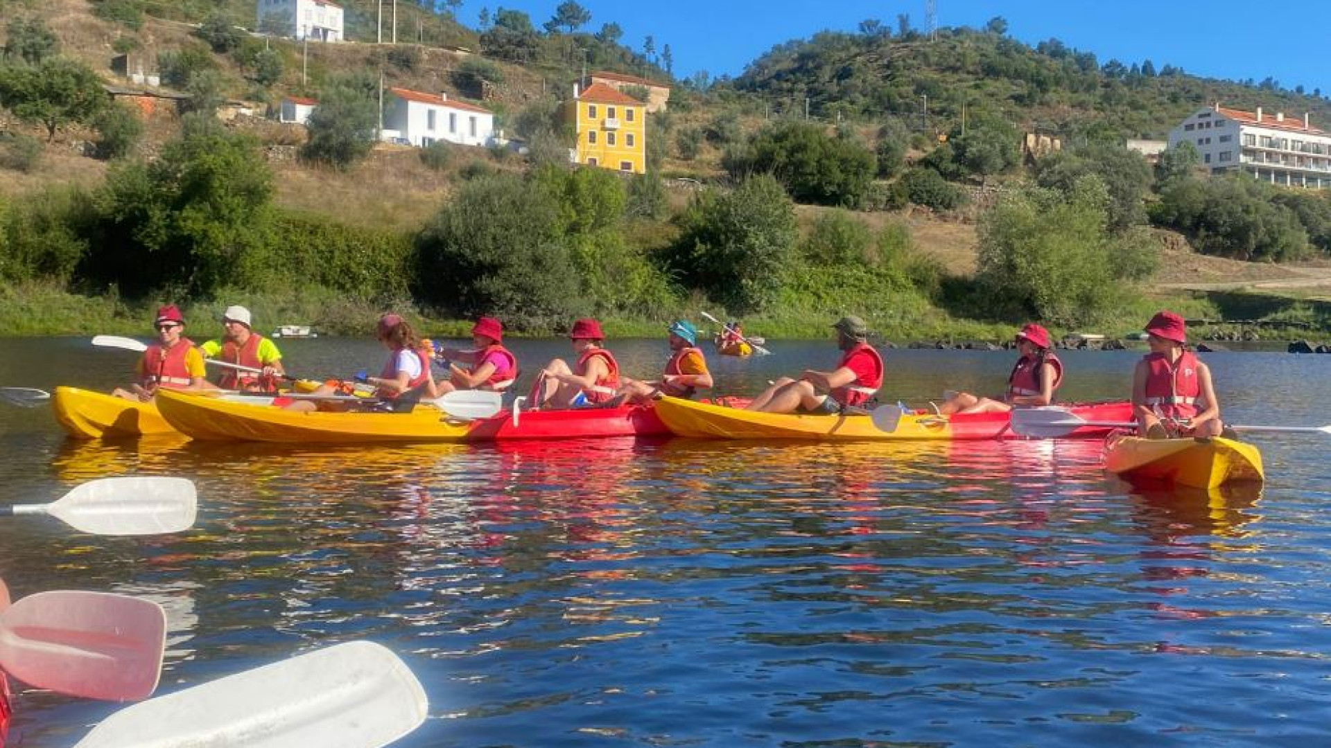 Immagine di Verso la Gmg in canoa. L'avventura dei 35 giovani veronesi