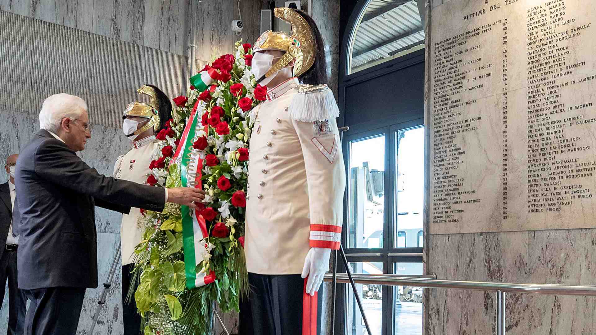 Immagine di Mattarella: «Strage di Bologna, la verità completa è un dovere»