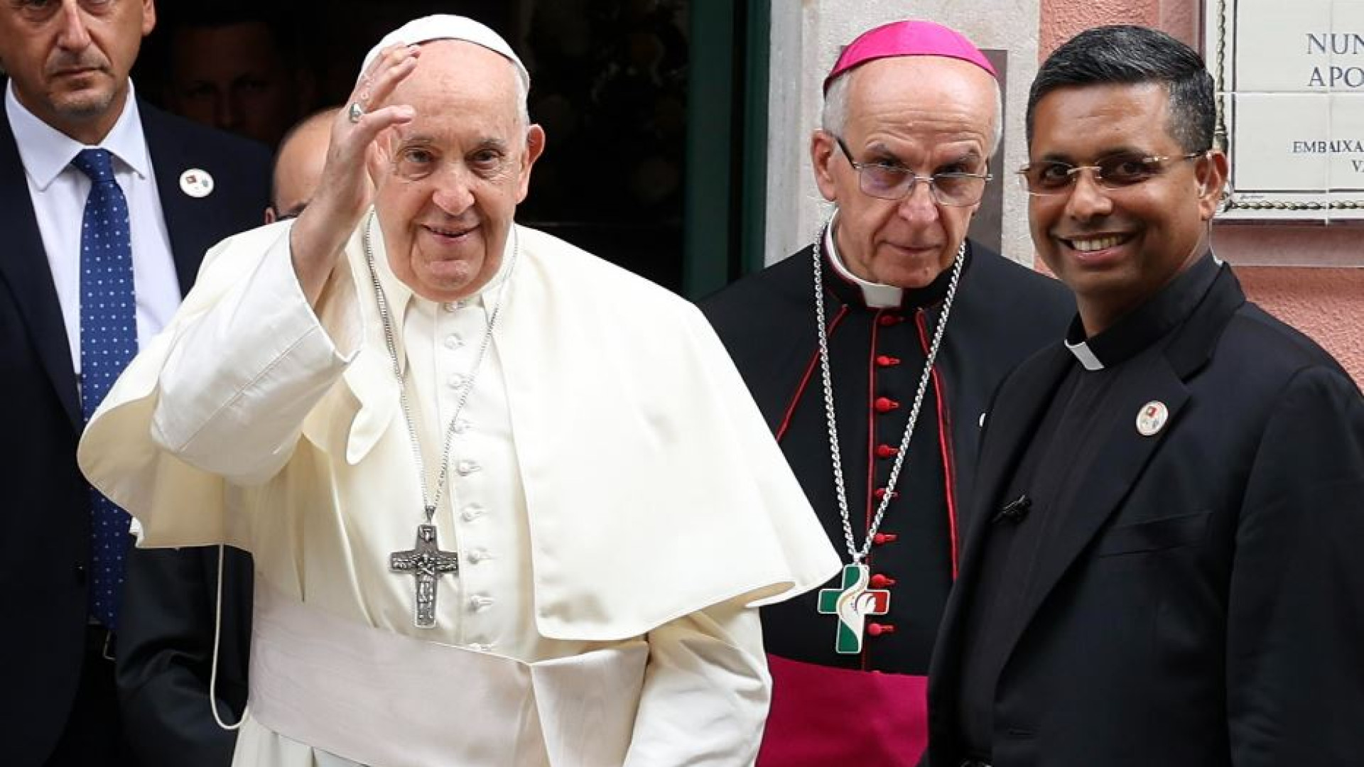 Immagine di Il Papa incontra 13 vittime portoghesi di abusi