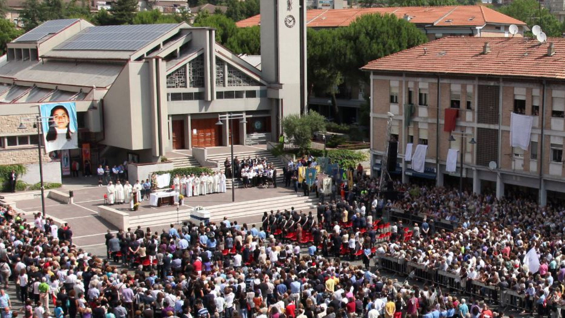 Immagine di Il Papa: la chiesa della Trinità custodisca la memoria di Elisa Claps