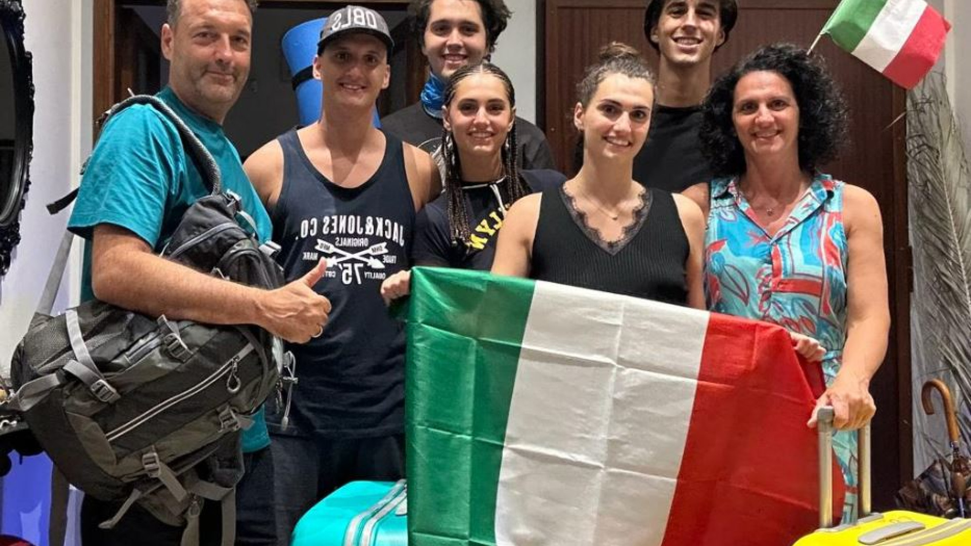 Immagine di Padre, madre e figli tutti pellegrini: ci si ritrova a Lisbona