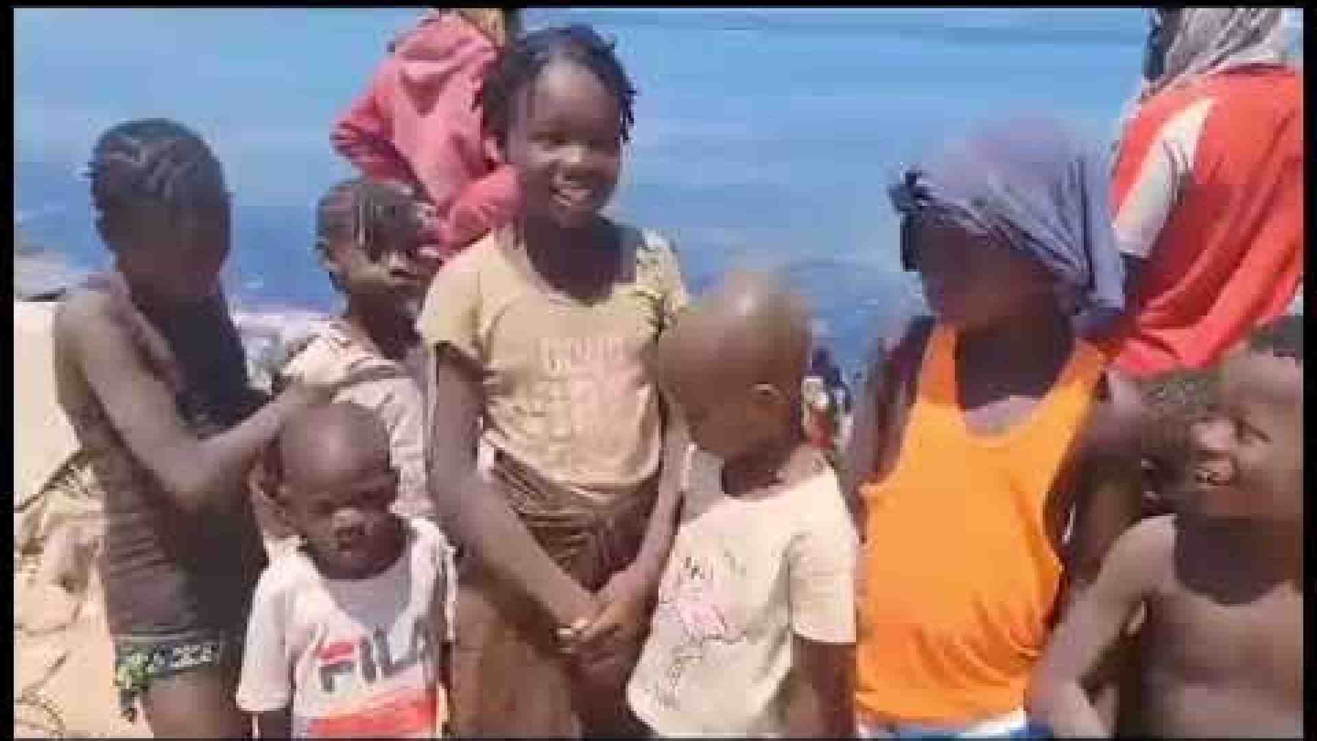 Immagine di I migranti al confine: fateci tornare in Tunisia (che annuncia una soluzione)