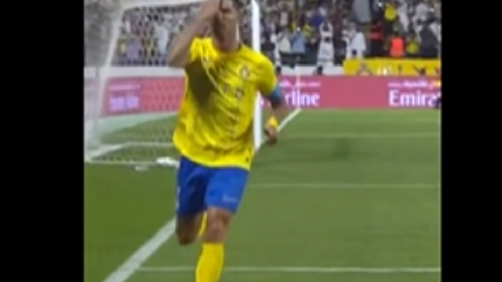 Immagine di Cristiano Ronaldo e quel segno della croce (proibito) in Arabia Saudita