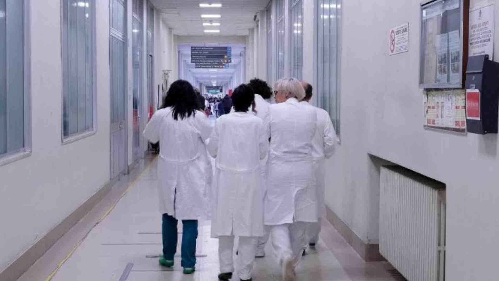 Immagine di L’estate calda degli ospedali italiani. Arrivano i medici stranieri