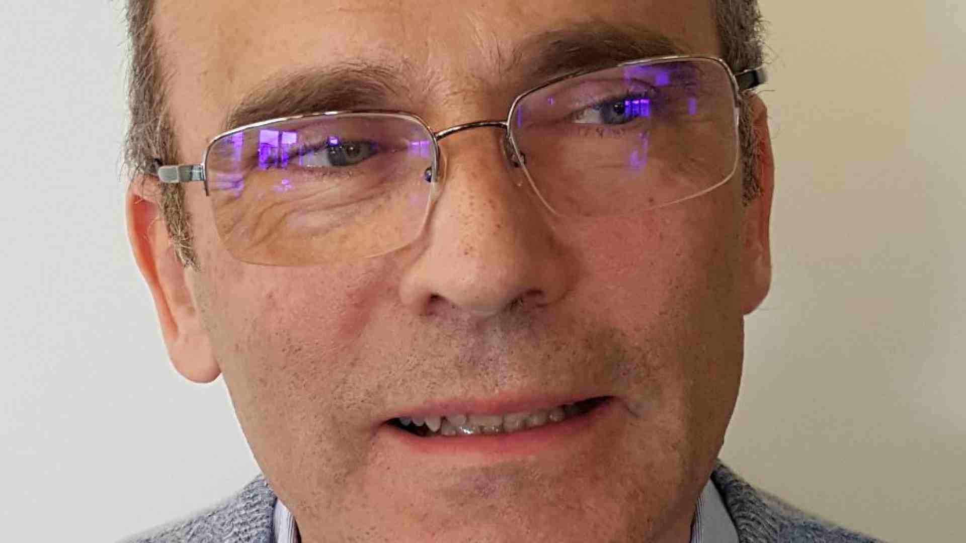 Immagine di Fra cocomerate e altre amenità, la morte è solo una notizia stonata