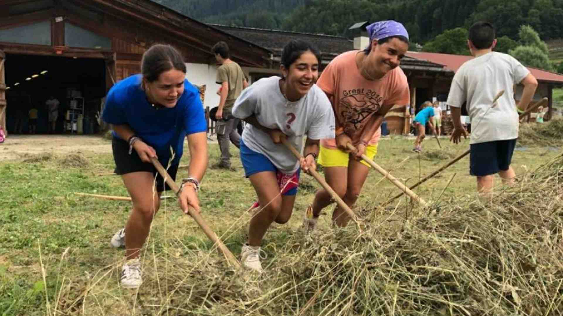 Immagine di In 80 regalano l'estate ai poveri