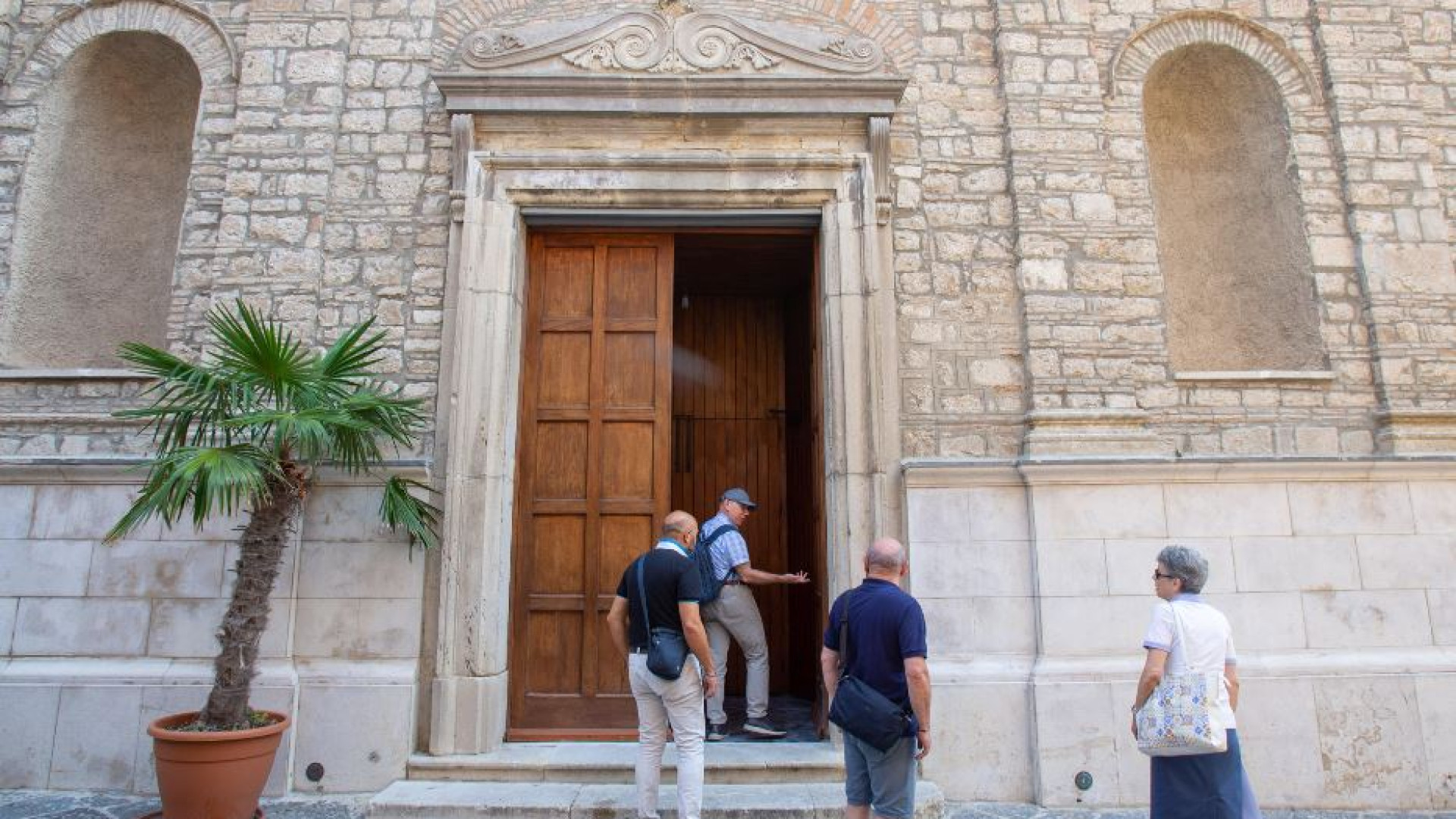 Immagine di A 13 anni dal ritrovamento di Elisa Claps, riapre la chiesa della Trinità