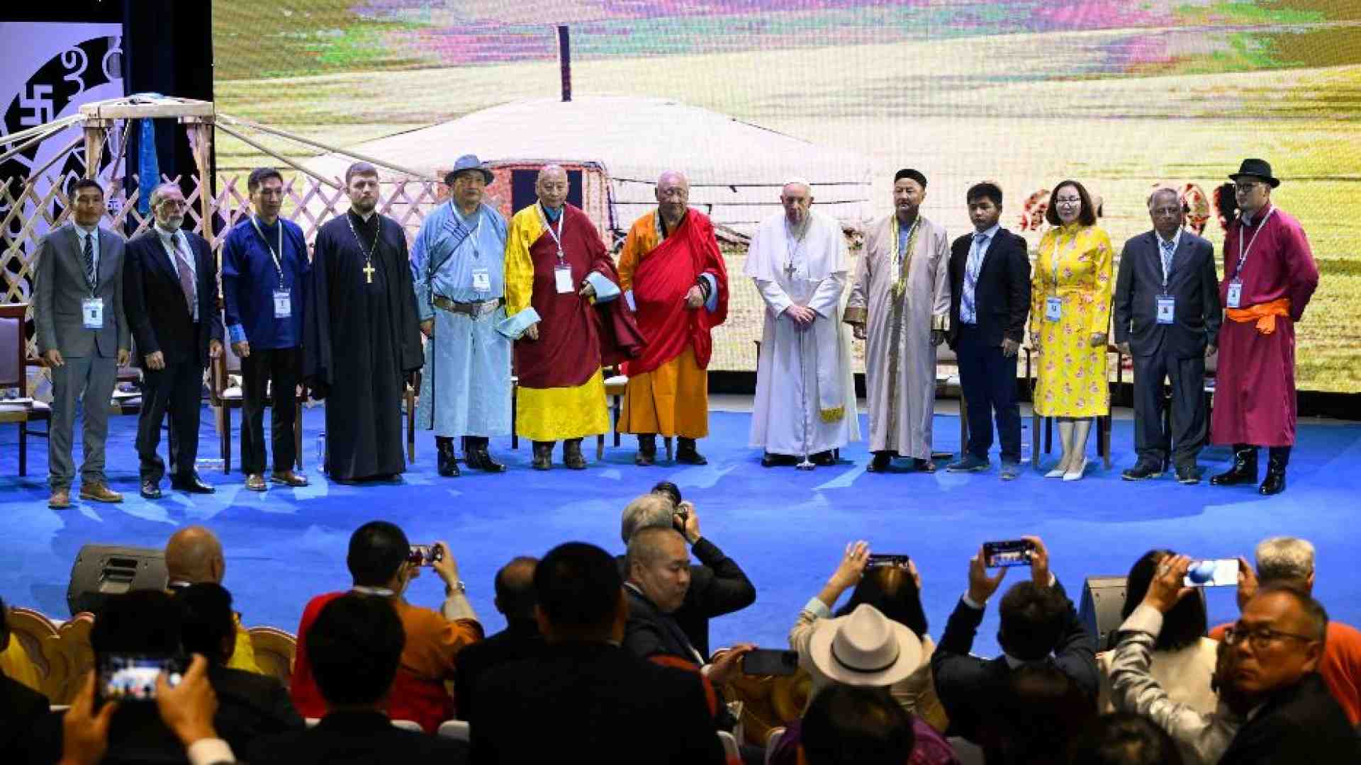 Immagine di Il Papa: "I credenti di ogni religione insieme per il bene dell'umanità"