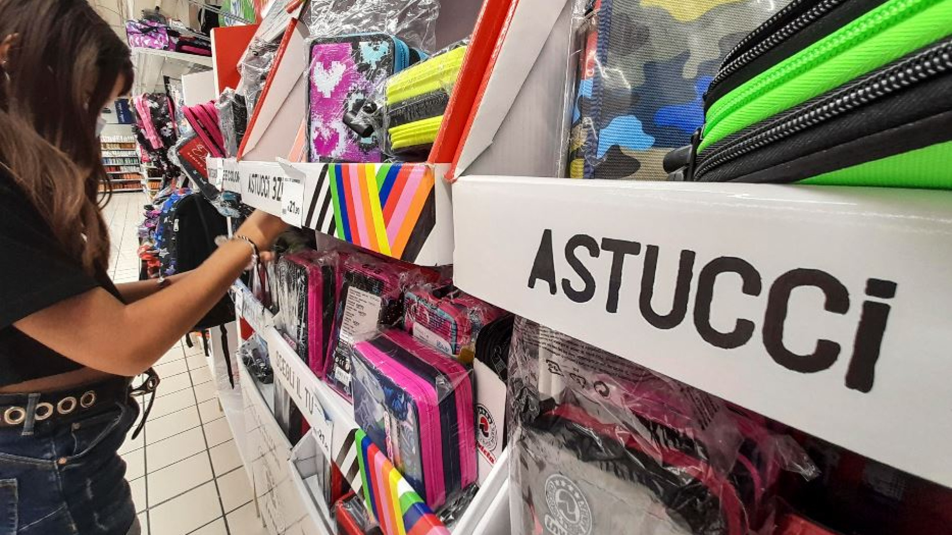 Immagine di Docenti formati, tutor, nuovi percorsi. Il primo giorno di "scuola del merito"