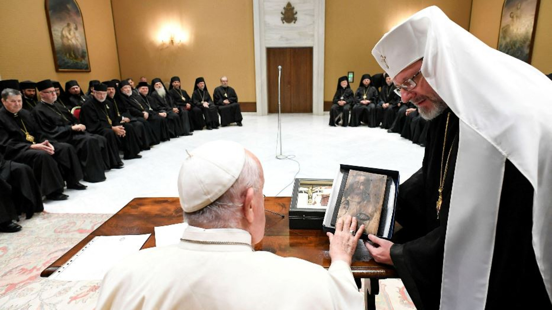 Immagine di Il Papa: io sono con il popolo ucraino. Accanto ai bambini senza più sorriso