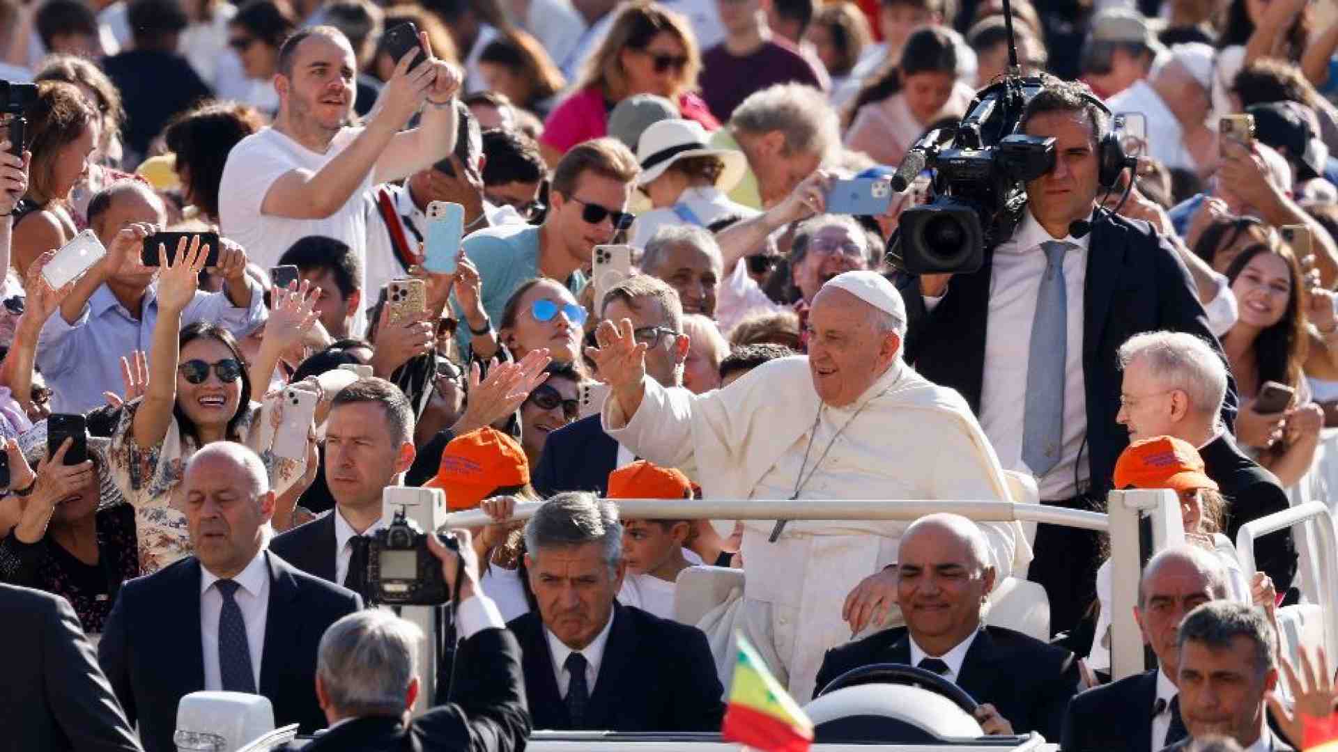 Immagine di Il Papa: allargare i confini del nostro sguardo