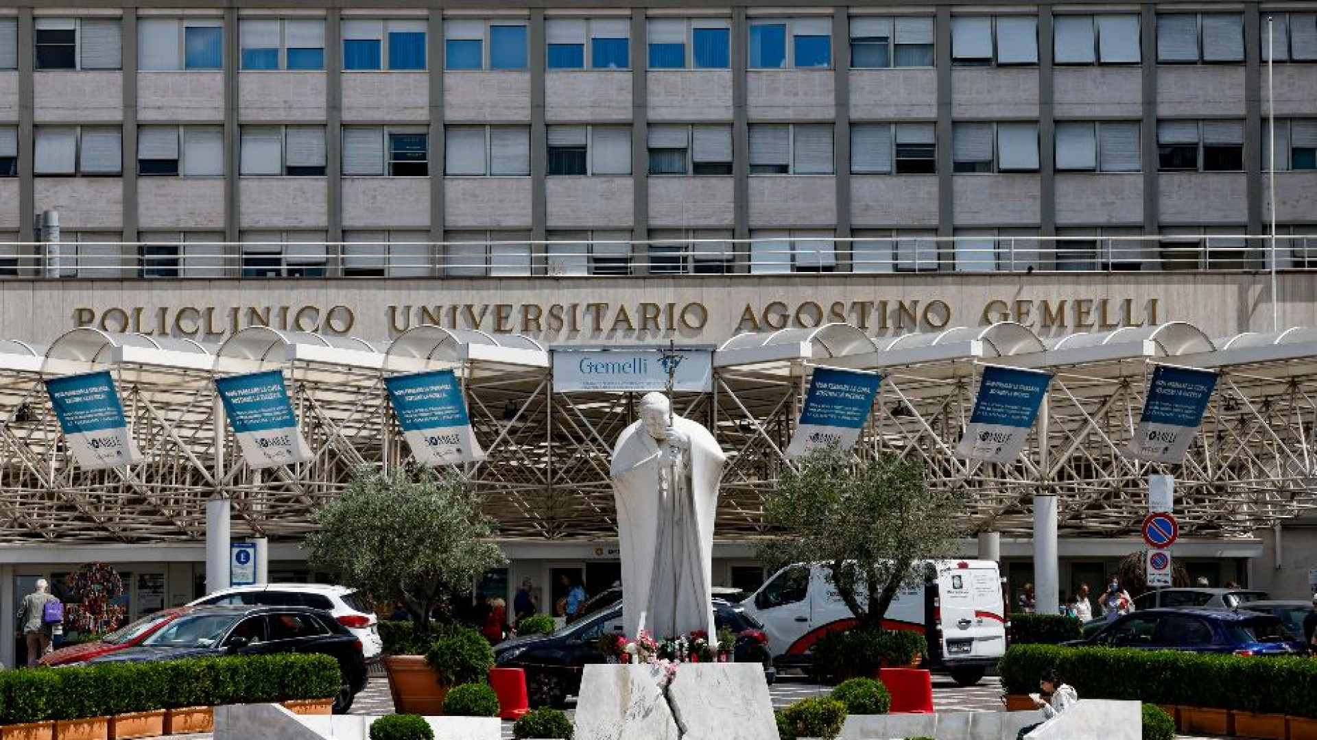 Immagine di Gemelli primo in Italia per ginecologia, gastroenterologia e pneumologia