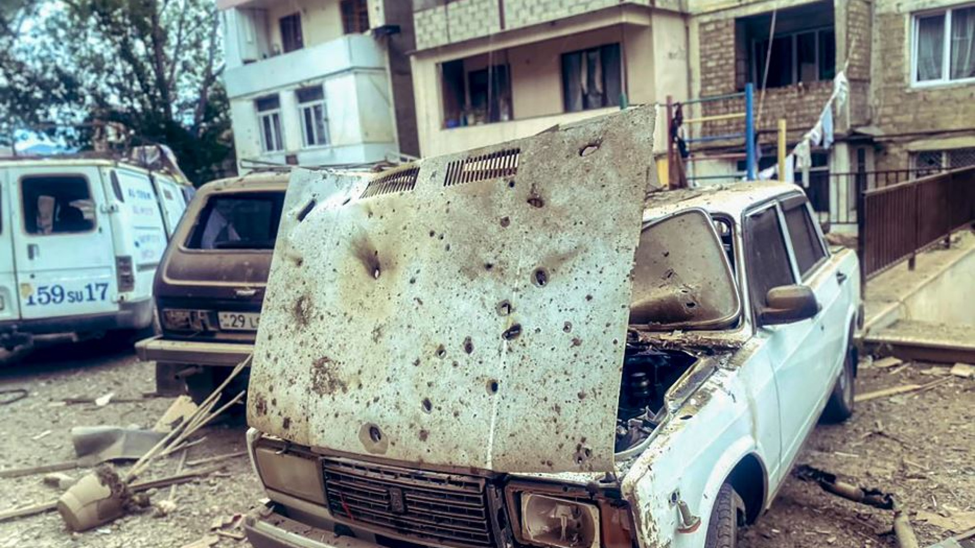 Immagine di Cosa succede nel Nagorno Karabakh: l'attacco azero, le denunce armene