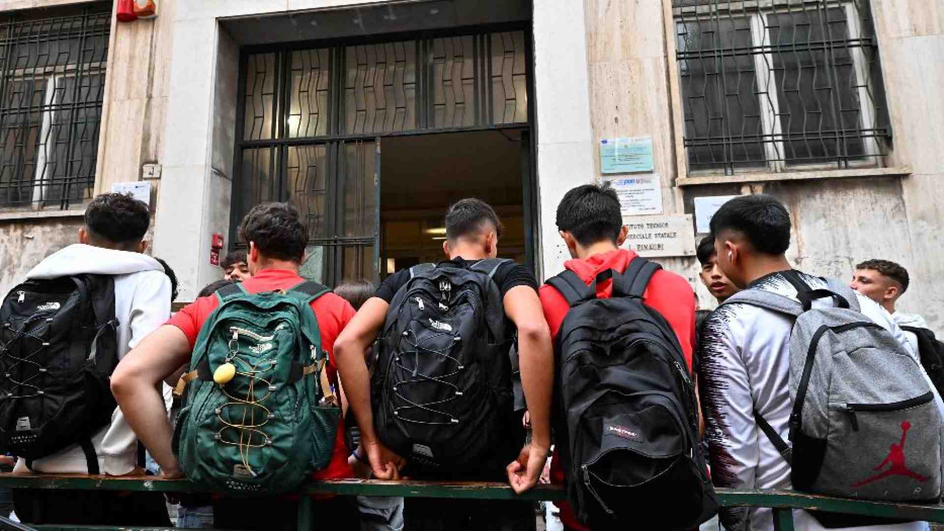 Immagine di Rimandati col 6 in condotta (e tecnici in 4 anni): le novità