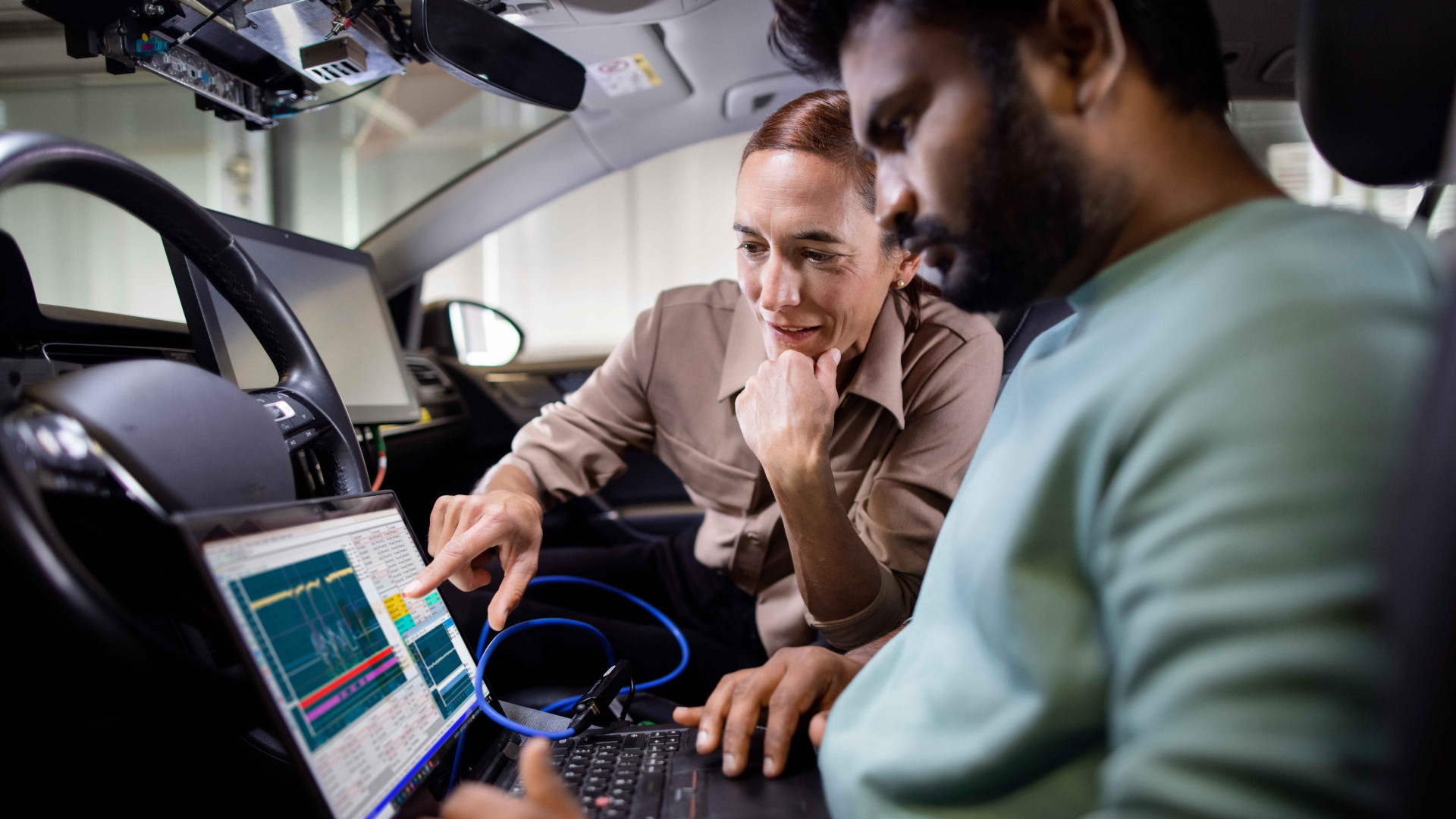 Immagine di Privacy, dati e connessione: 6 automobilisti su 10 non sanno nulla