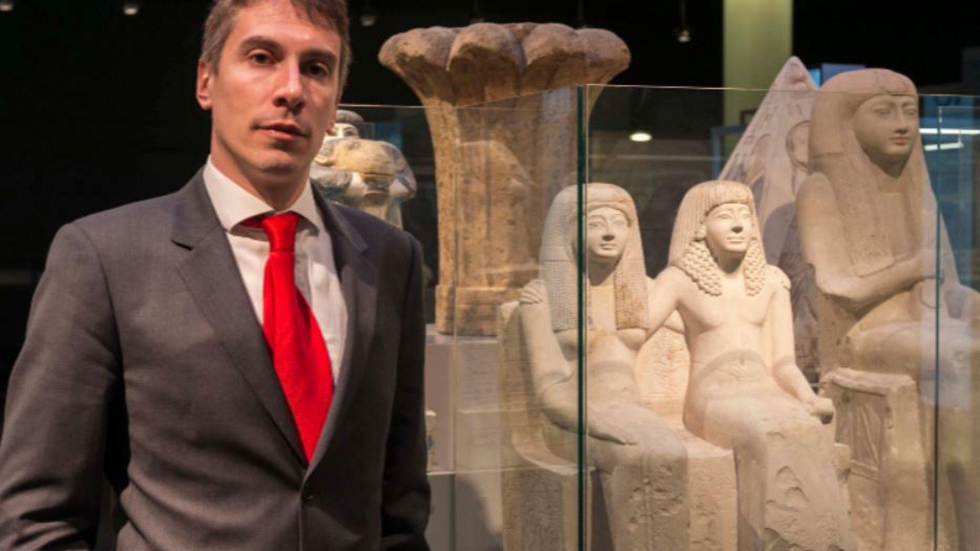 Immagine di Lega e Fdi a testa bassa: «Via il direttore del Museo egizio»