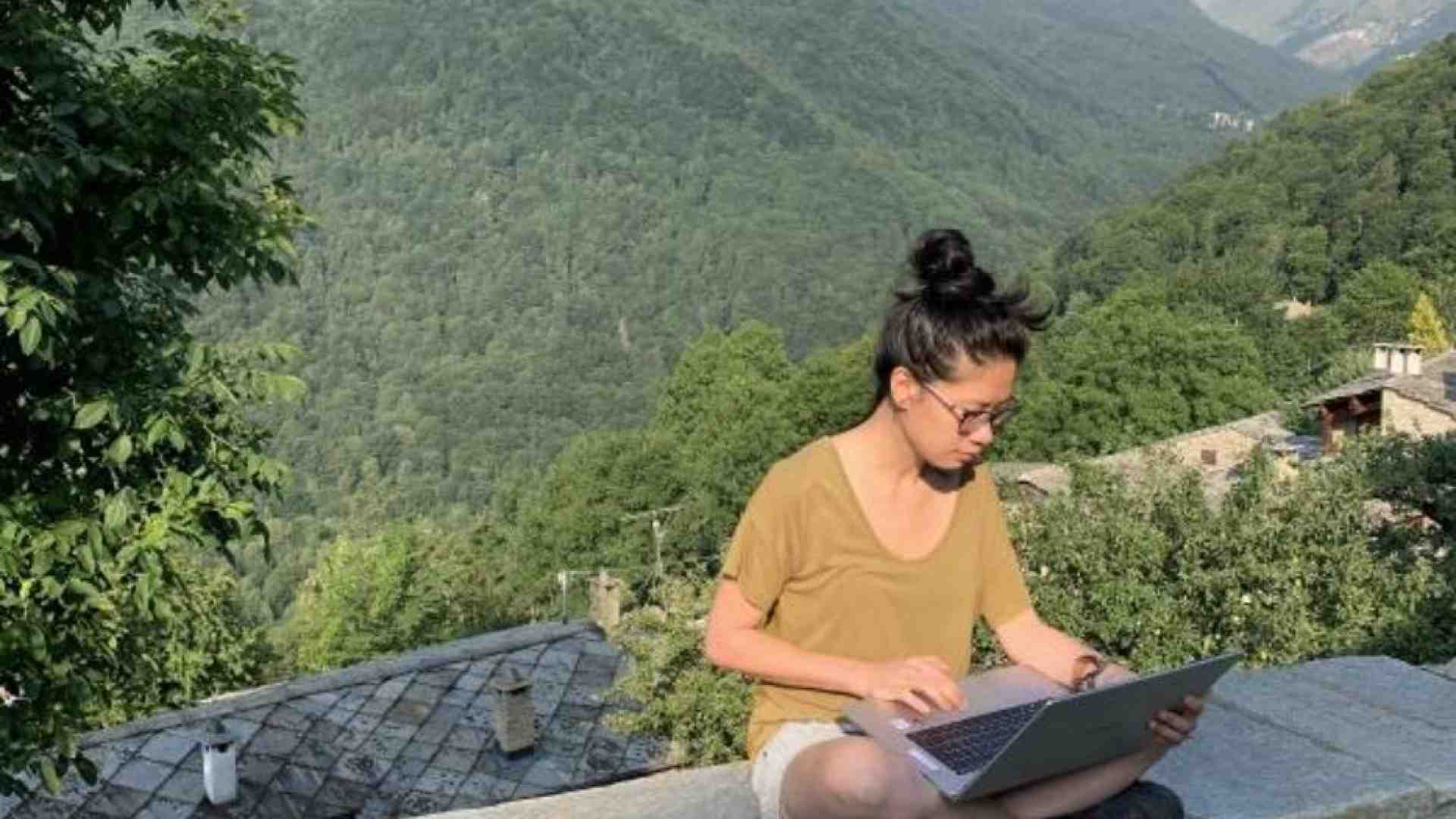 Immagine di L’Italia dei giovani “nomadi digitali”: «Ripopoliamo i borghi. Da remoto»