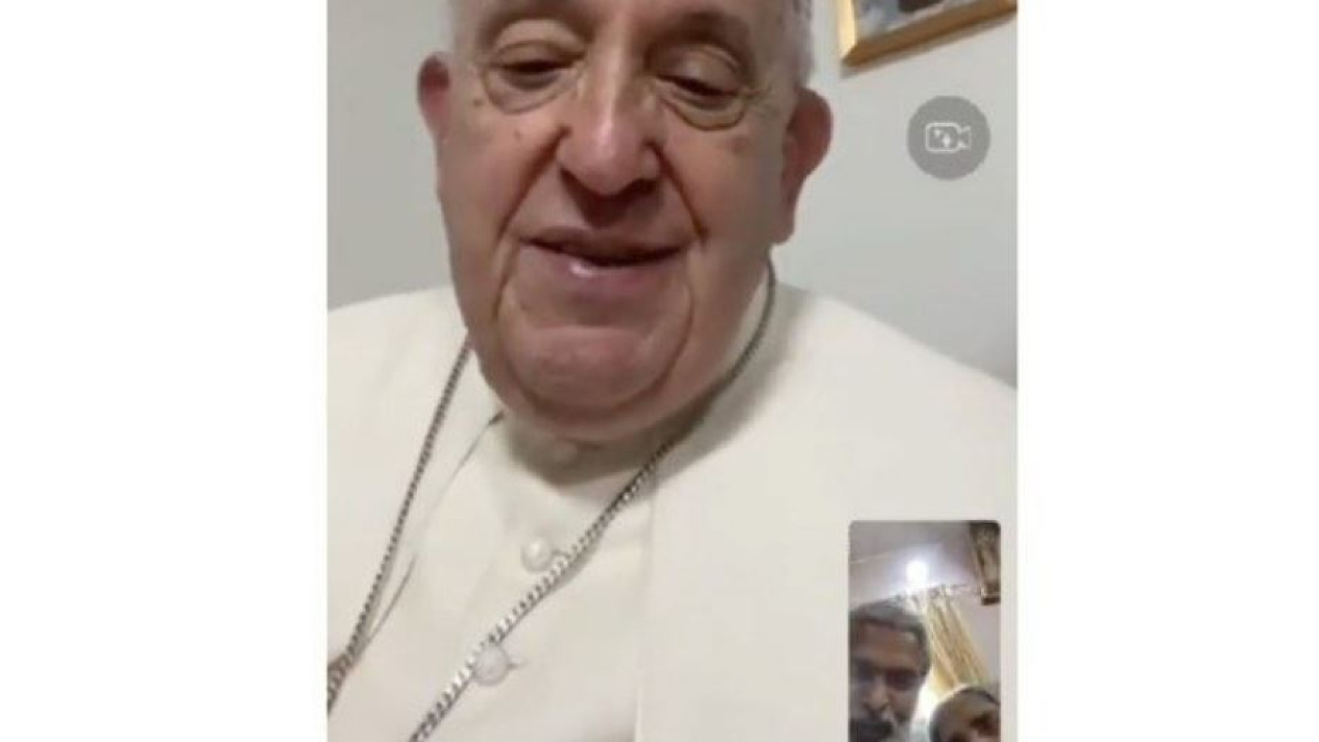 Immagine di Il Papa telefona alla nonna 95enne dell'organizzatore dei viaggi papali