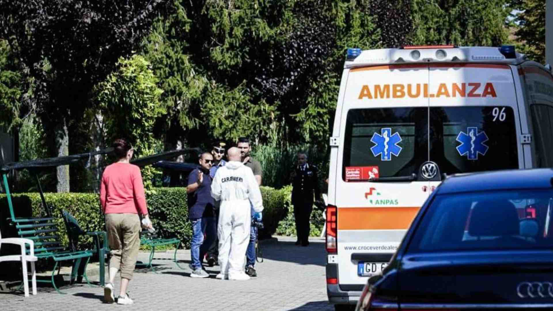 Immagine di Uccide moglie, figlio 17enne e suocera e si suicida