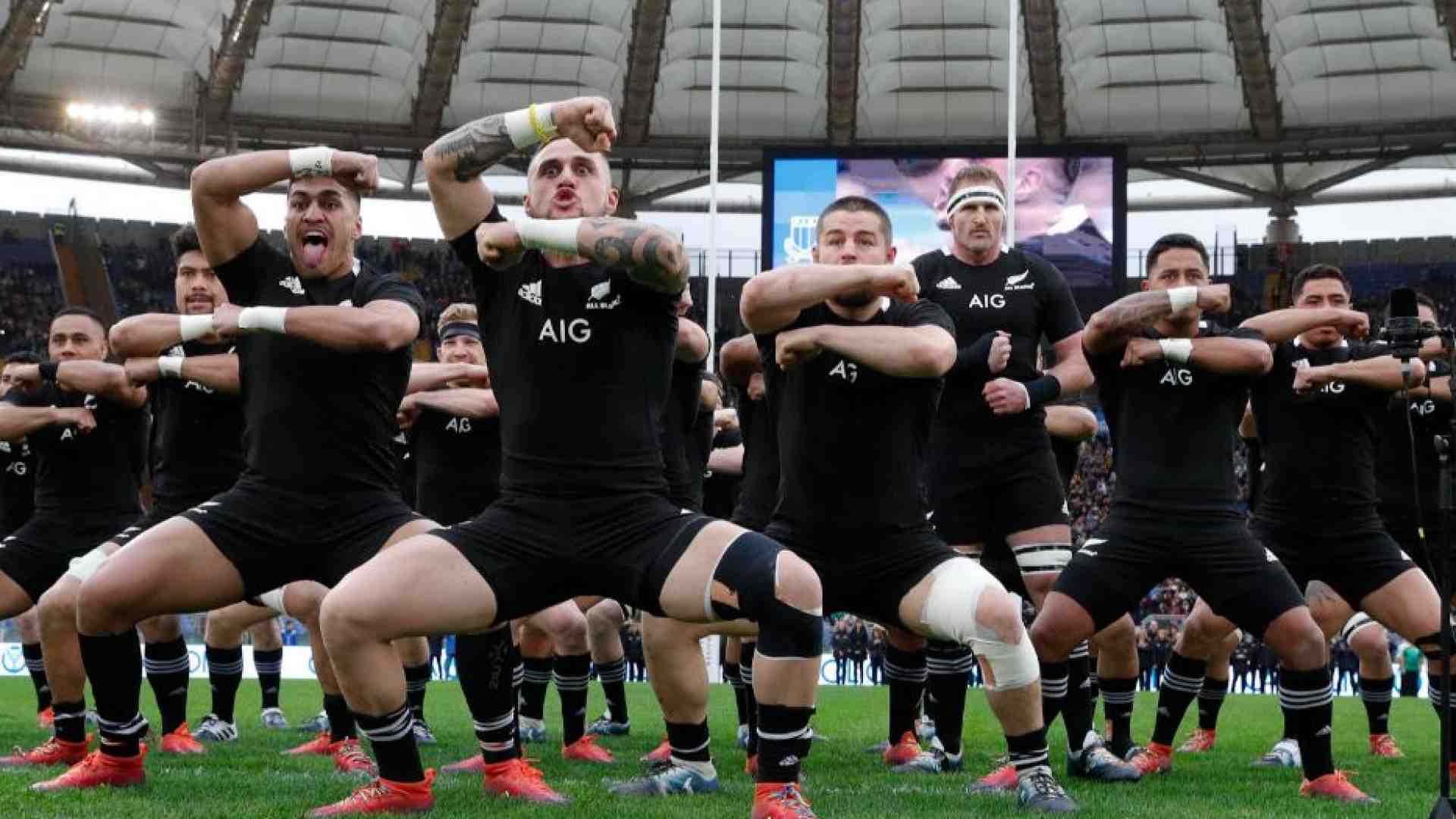 Immagine di Gli azzurri contro i maestri "All Blacks"