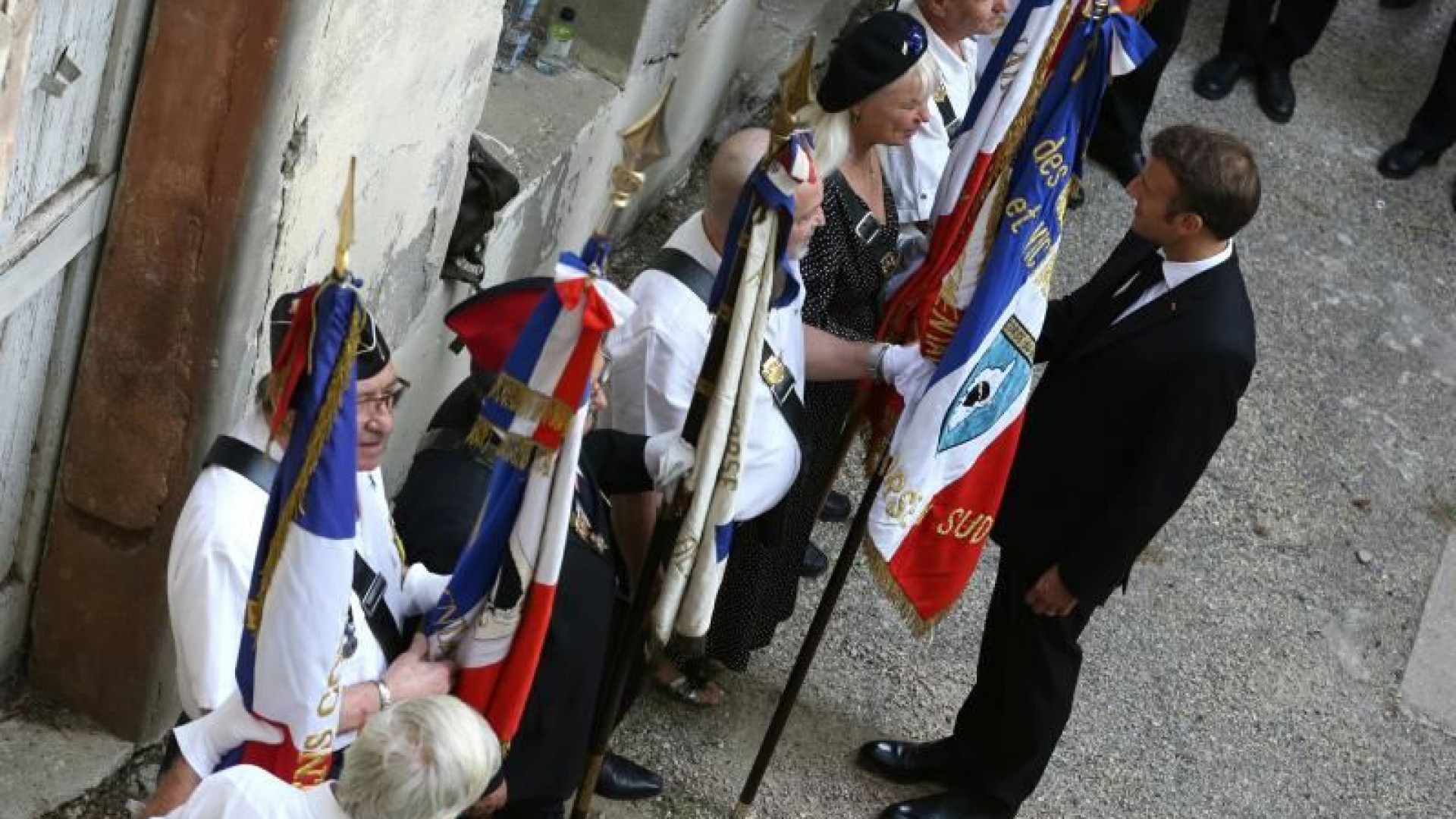 Immagine di La svolta di Macron: autonomia alla Corsica