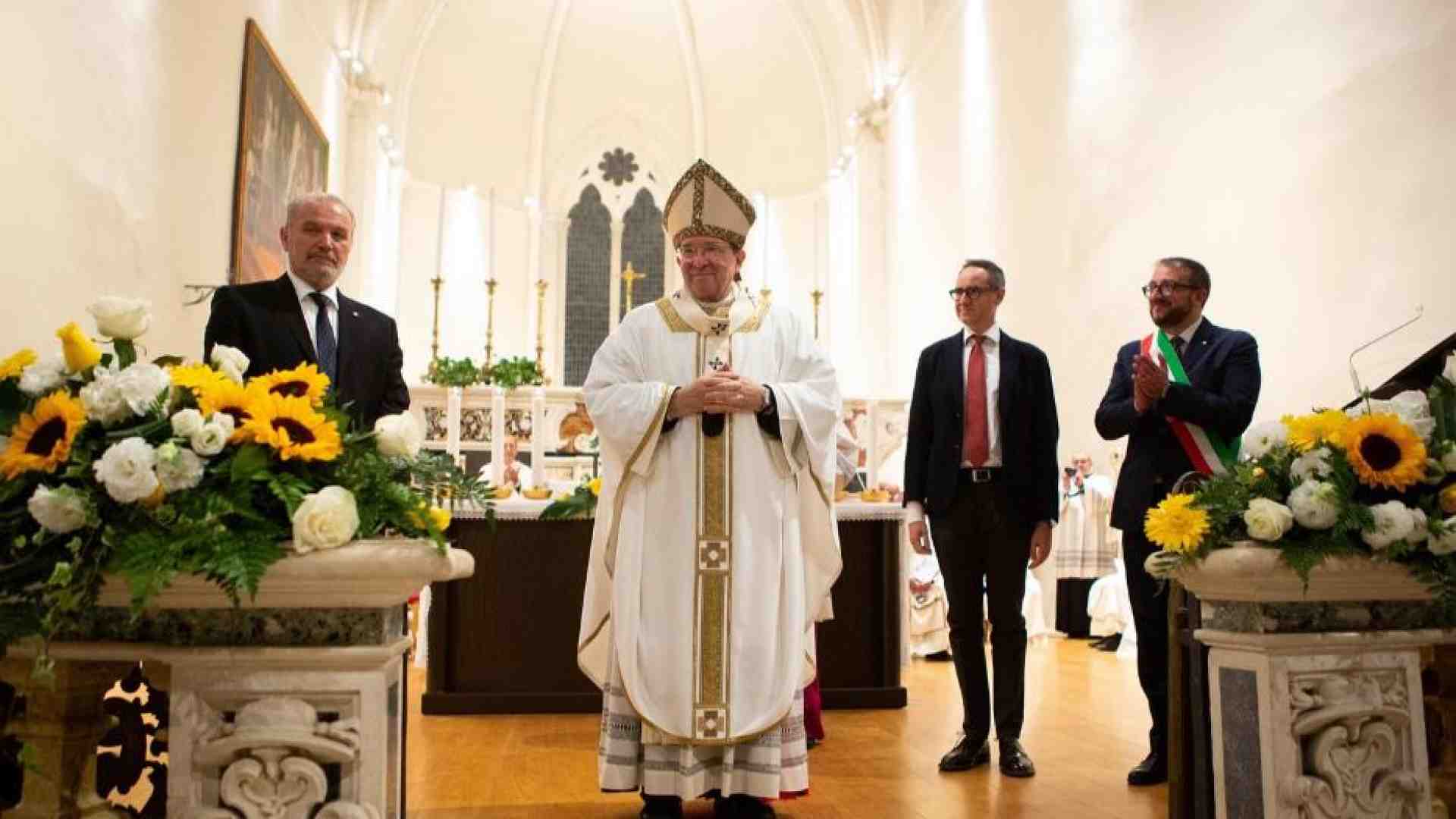 Immagine di Petrocchi: i vescovi siano servitori dell'unità della Chiesa