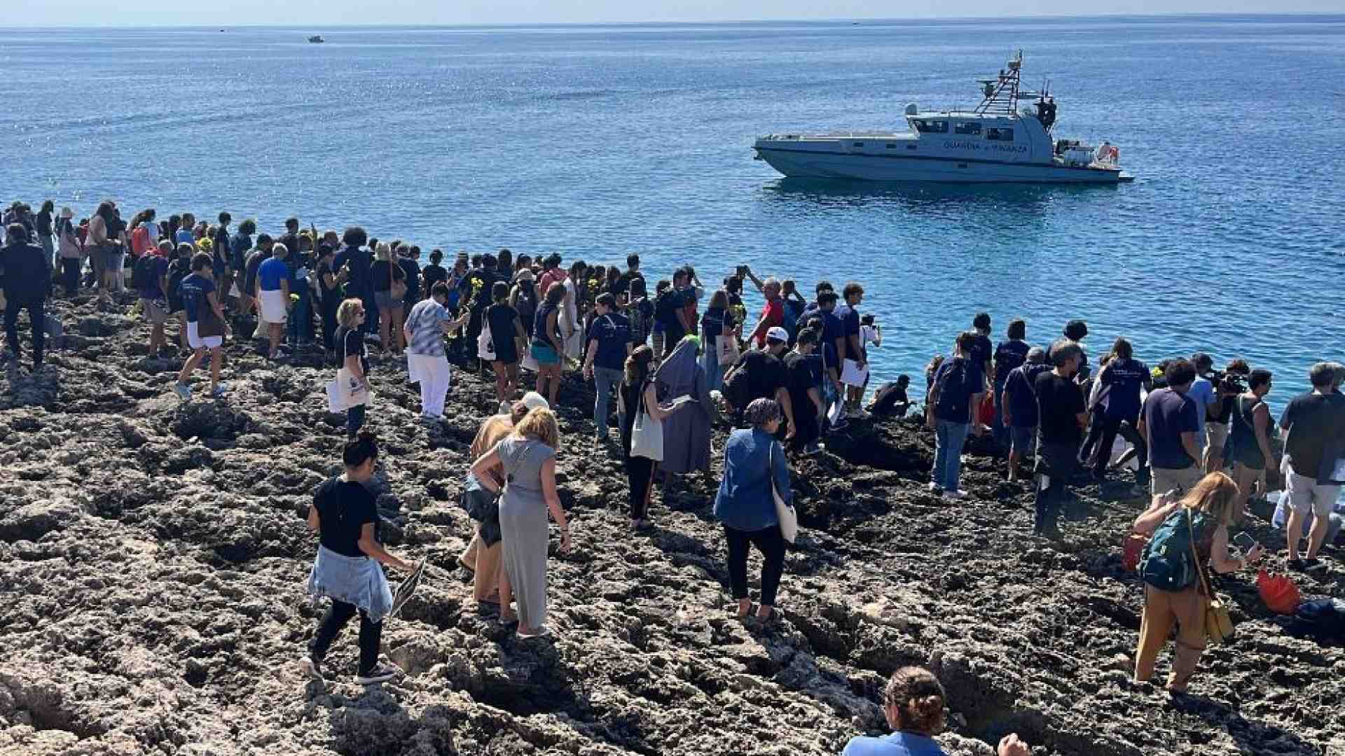Immagine di Don Zerai: «Così la memoria dei morti del 3 ottobre è stata tradita»