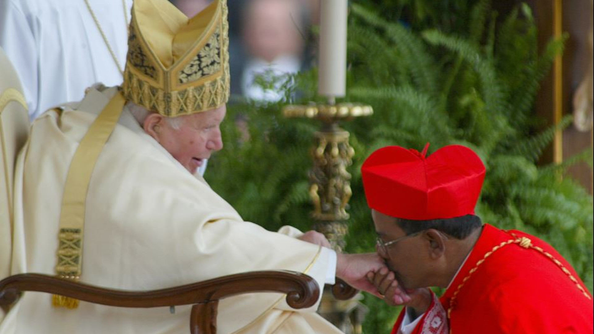 Immagine di India, addio al cardinale Toppo Prima porpora aborigena