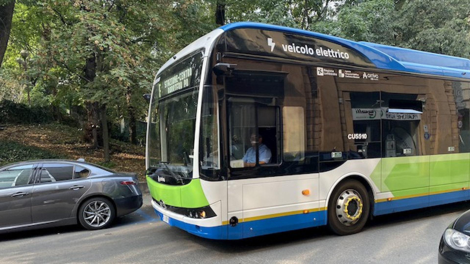 Immagine di Sono in arrivo bus da 10 metri