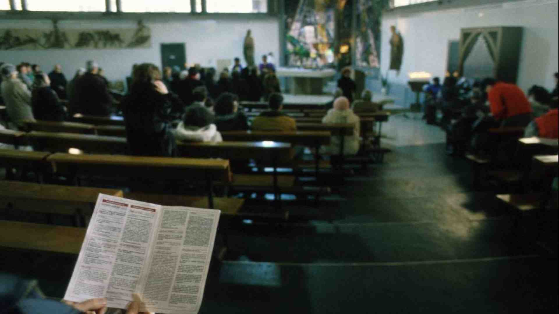 Immagine di Si riduce il popolo delle parrocchie. E vota (per lo più) a destra