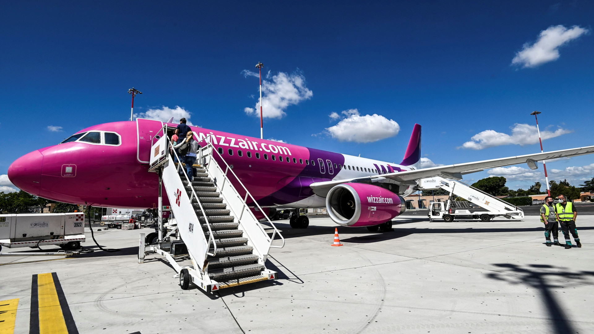 Immagine di Aerei in leasing e voli senza scali per Wizz Air che scommette sull’Italia