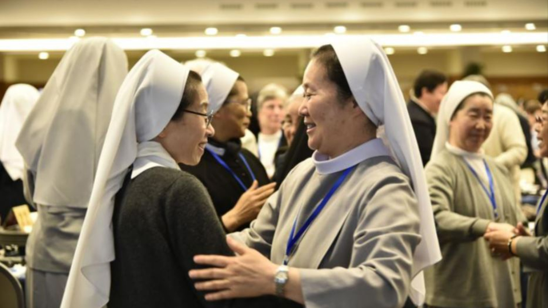Immagine di Sempre più suore “missionarie” in Italia: «Ma non chiamateci straniere»