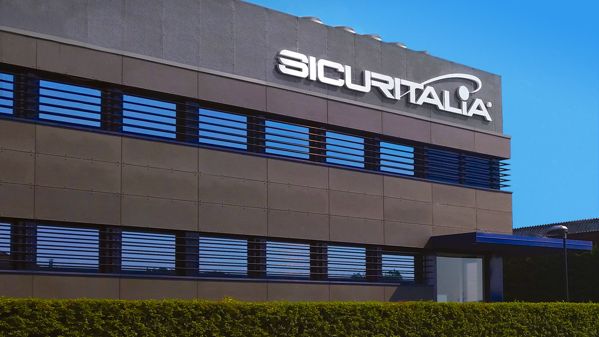 Immagine di Sicuritalia acquisce la cooperativa Servizi Fiduciari e alza i salari