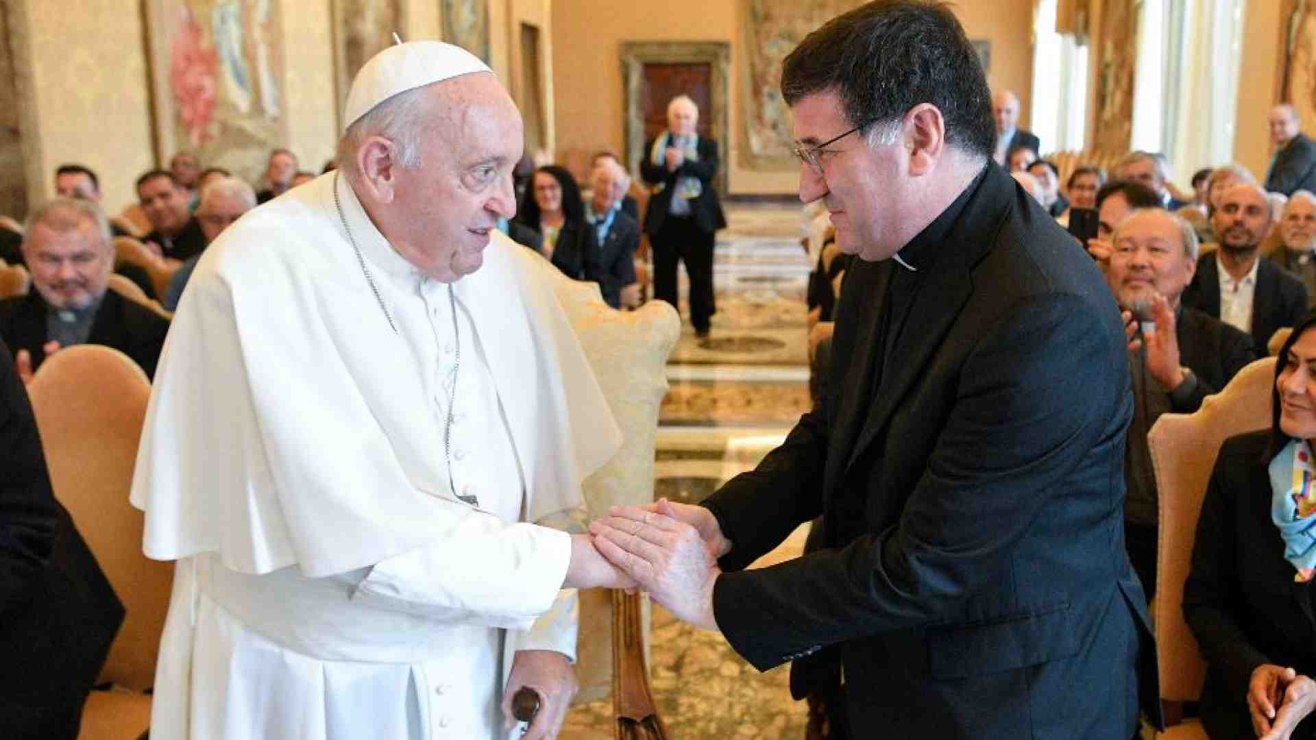 Immagine di Il Papa: «La Chiesa sia porto sicuro per i migranti»