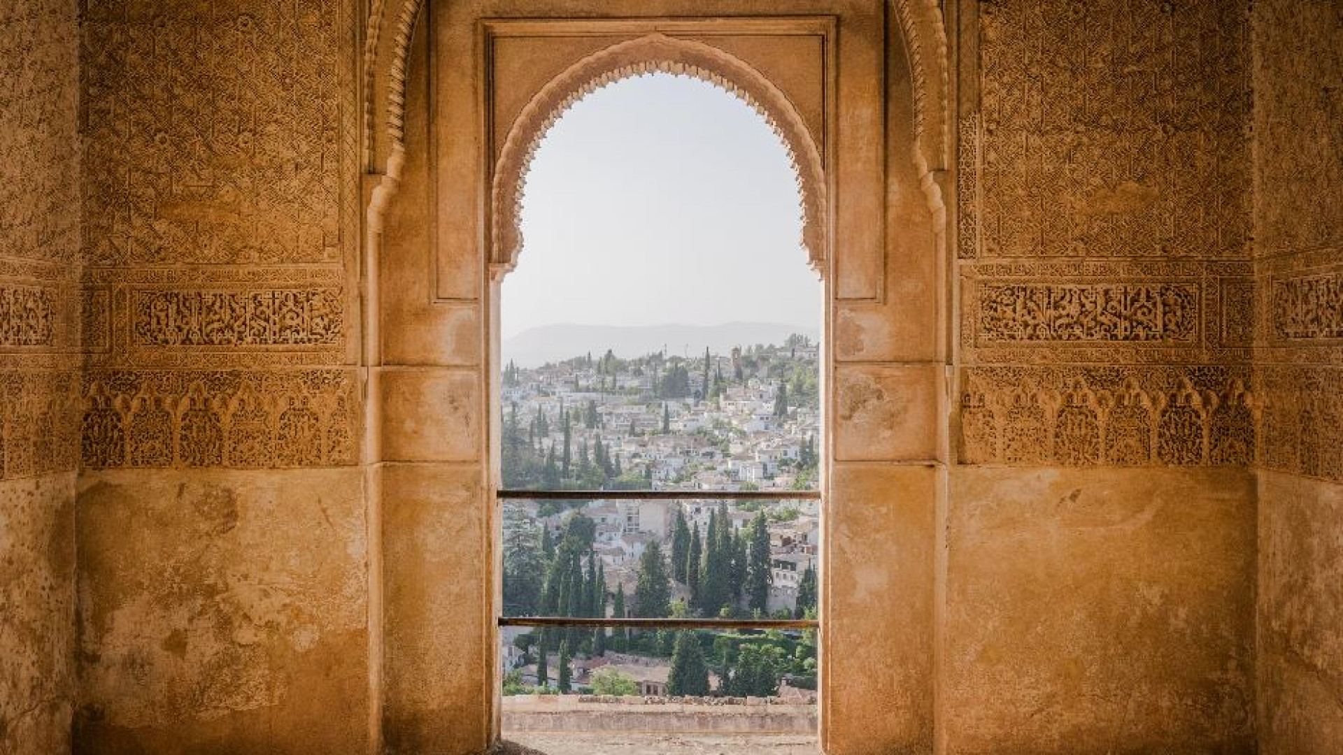 Immagine di Non solo Islam: un viaggio di tre millenni per capire il mondo arabo