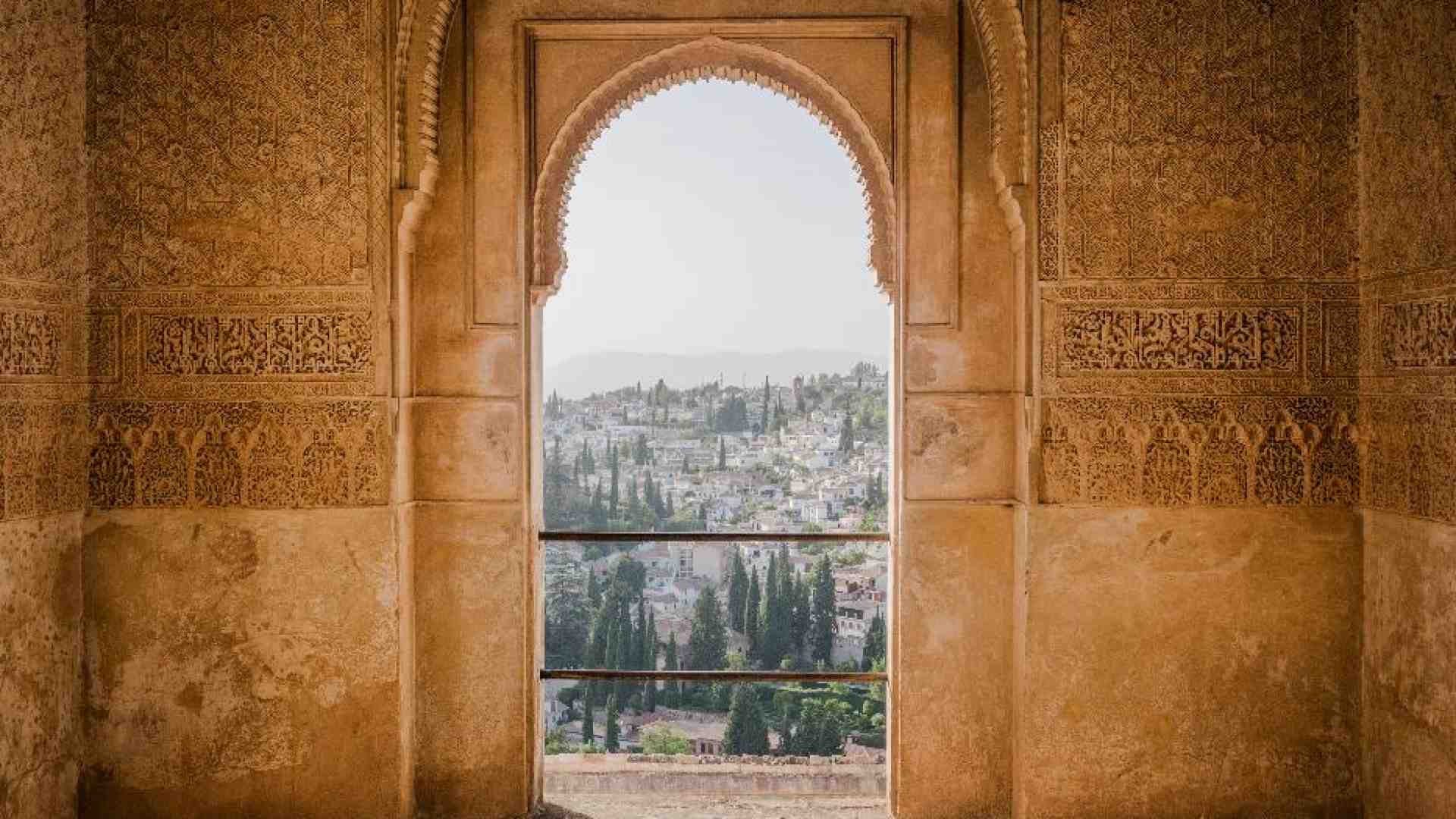 Immagine di Non solo Islam: un viaggio di tre millenni per capire il mondo arabo